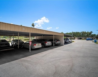 7430 Lake Breeze Drive - Photo Thumbnail 19