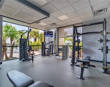 7430 Lake Breeze Drive - Photo Thumbnail 31