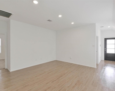 20840 Cropani Shadow Drive - Photo Thumbnail 6