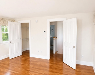 1381 Ocean - Photo Thumbnail 11