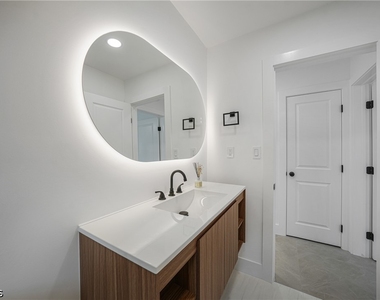27381 Voyageur Drive - Photo Thumbnail 9