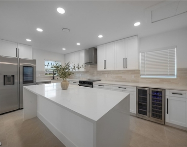 27381 Voyageur Drive - Photo Thumbnail 20