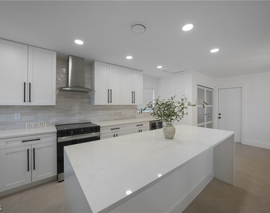 27381 Voyageur Drive - Photo Thumbnail 2