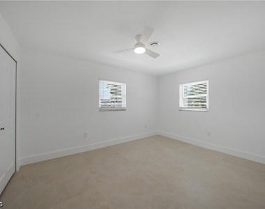 27381 Voyageur Drive - Photo Thumbnail 7