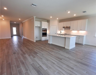 4102 Nw 26th Street - Photo Thumbnail 5