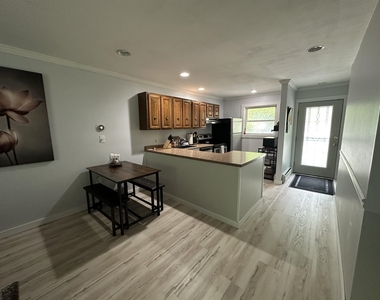 60 Brookside - Photo Thumbnail 4