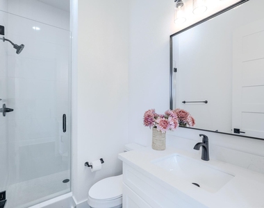 32 Englewood Court - Photo Thumbnail 20