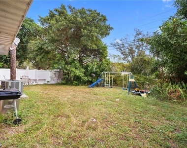 5449 10th Avenue - Photo Thumbnail 16