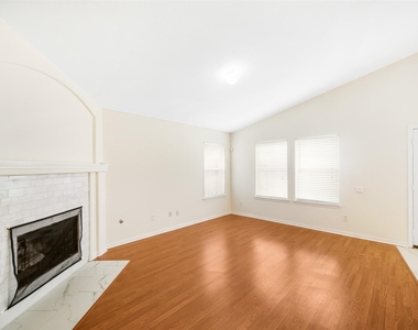 315 Brushy Glen Drive - Photo Thumbnail 21