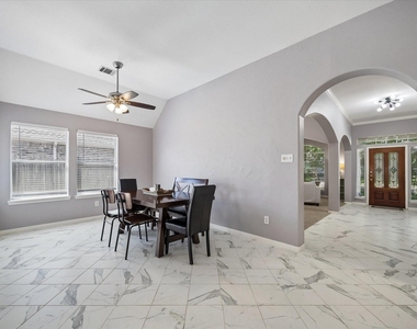 5918 Amherst Court - Photo Thumbnail 5