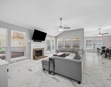 5918 Amherst Court - Photo Thumbnail 7