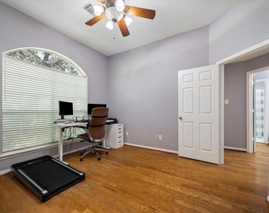 5918 Amherst Court - Photo Thumbnail 17