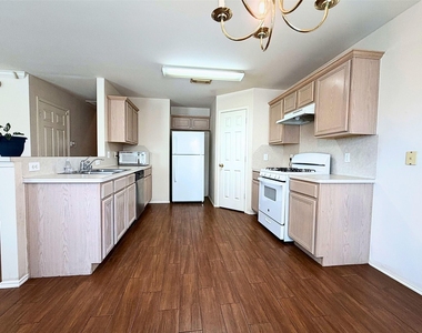 9011 Canton Park Lane - Photo Thumbnail 4