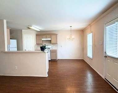 9011 Canton Park Lane - Photo Thumbnail 7