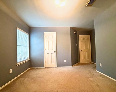 9011 Canton Park Lane - Photo Thumbnail 13
