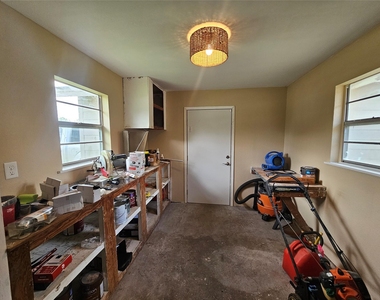 120 Ronald Avenue - Photo Thumbnail 19