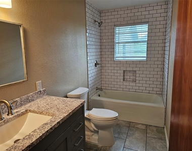 120 Ronald Avenue - Photo Thumbnail 11