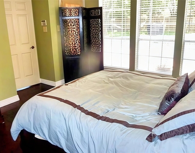 3814 Bayou Bend Court - Photo Thumbnail 22