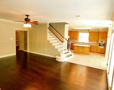 3814 Bayou Bend Court - Photo Thumbnail 13
