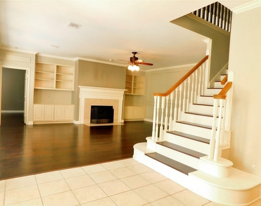 3814 Bayou Bend Court - Photo Thumbnail 11