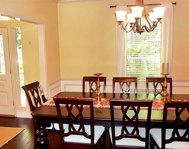 3814 Bayou Bend Court - Photo Thumbnail 10