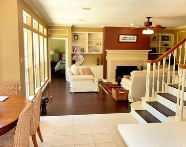 3814 Bayou Bend Court - Photo Thumbnail 12