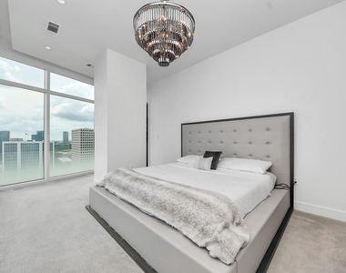 4521 San Felipe Street - Photo Thumbnail 13
