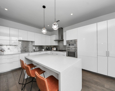 4521 San Felipe Street - Photo Thumbnail 11