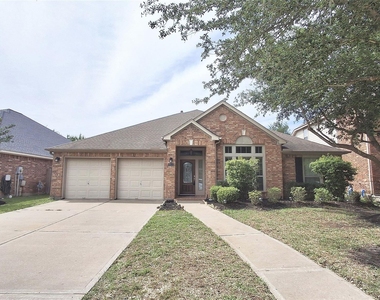 10615 Cortland Ridge Lane - Photo Thumbnail 2