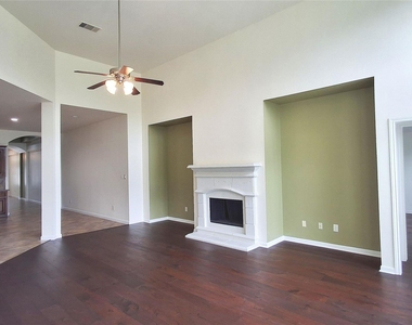 10615 Cortland Ridge Lane - Photo Thumbnail 18