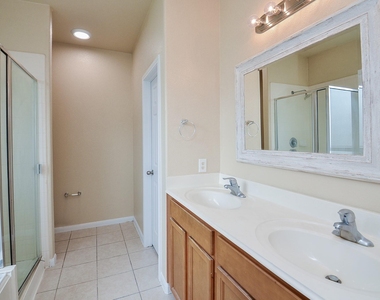 4127 Chablis Ridge Court - Photo Thumbnail 18