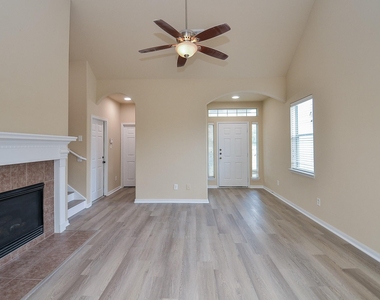 4127 Chablis Ridge Court - Photo Thumbnail 7