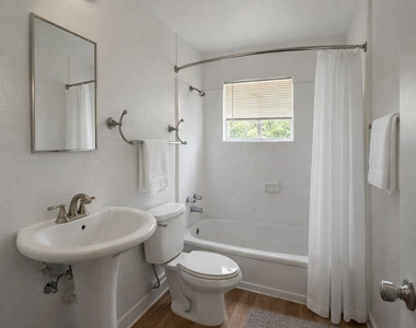 5607 Jackson Street - Photo Thumbnail 7