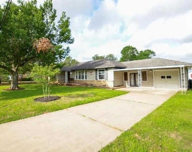 1116 N Meyer Street - Photo Thumbnail 2