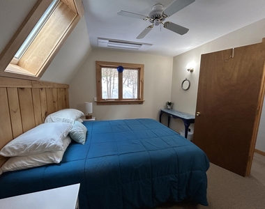 174 Pikes Point - Photo Thumbnail 18