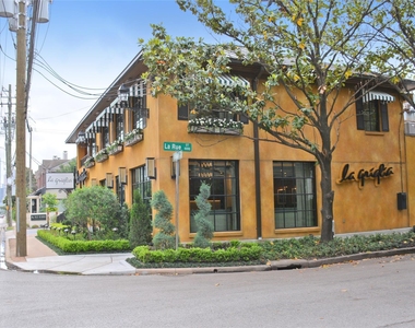 2905 W Dallas Street - Photo Thumbnail 21