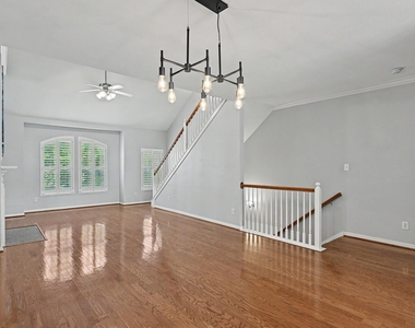 2905 W Dallas Street - Photo Thumbnail 4