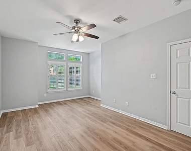 2905 W Dallas Street - Photo Thumbnail 17
