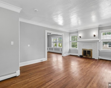 26 Howe - Photo Thumbnail 3