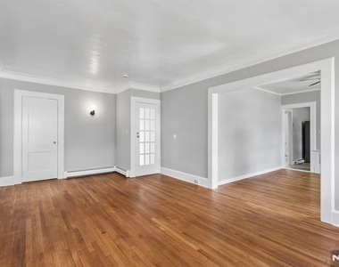 26 Howe - Photo Thumbnail 5