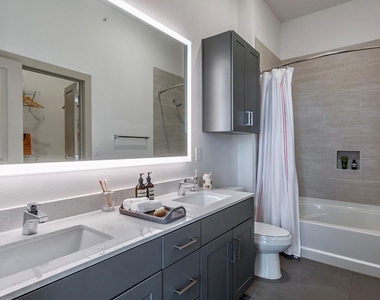 160 Birdsall Street - Photo Thumbnail 6