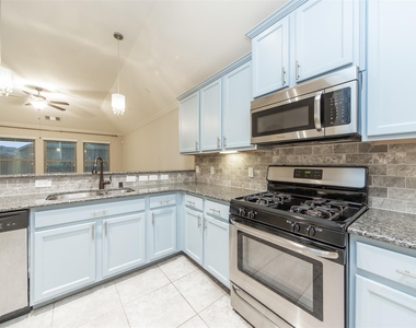 17919 Banbury Green Lane - Photo Thumbnail 8