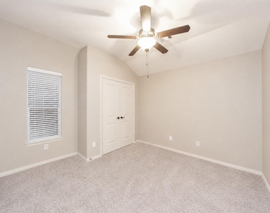 17919 Banbury Green Lane - Photo Thumbnail 20