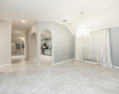 17919 Banbury Green Lane - Photo Thumbnail 6