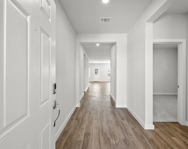 25207 Leather Leaf Court - Photo Thumbnail 3