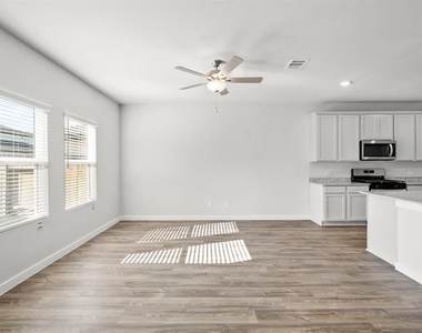 25207 Leather Leaf Court - Photo Thumbnail 8