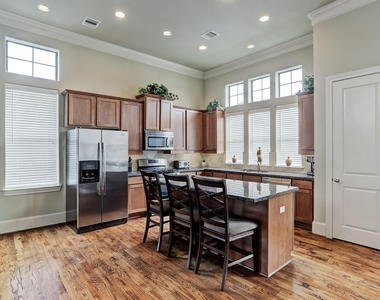 2520 Cohn Street - Photo Thumbnail 2