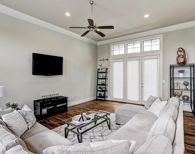 2520 Cohn Street - Photo Thumbnail 9