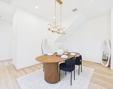 4306 Idaho Street - Photo Thumbnail 3