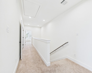 4306 Idaho Street - Photo Thumbnail 20